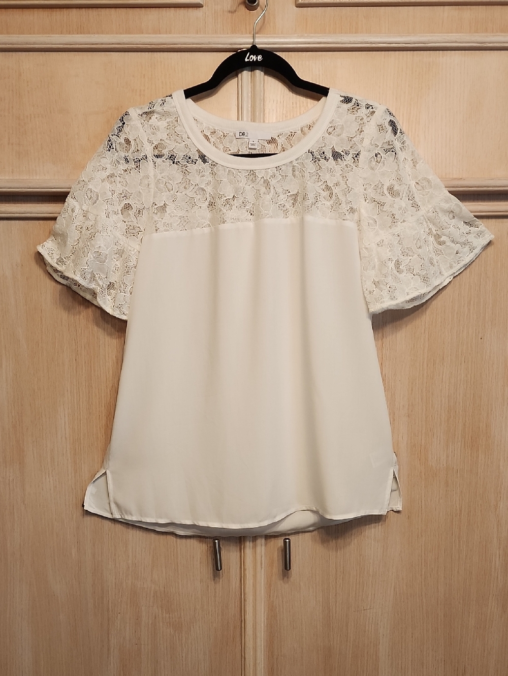 DR2 Lace Yoke Short Flutter Sleeve Top - White SZ S